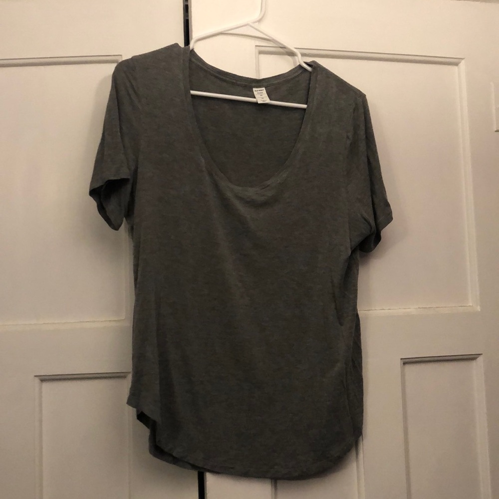 Old Navy gray scoop neck top